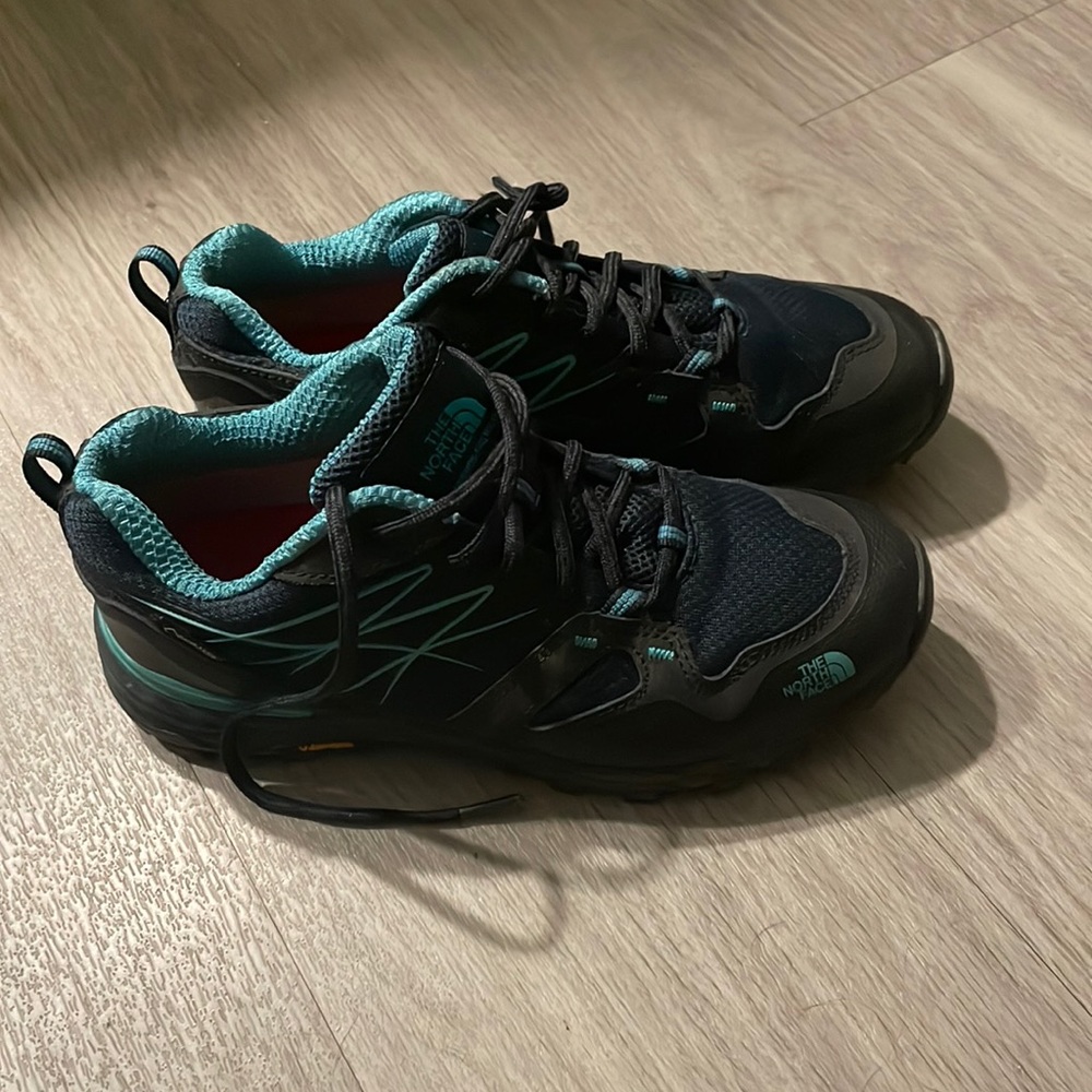 North face hedgehog goretex hiking shoes